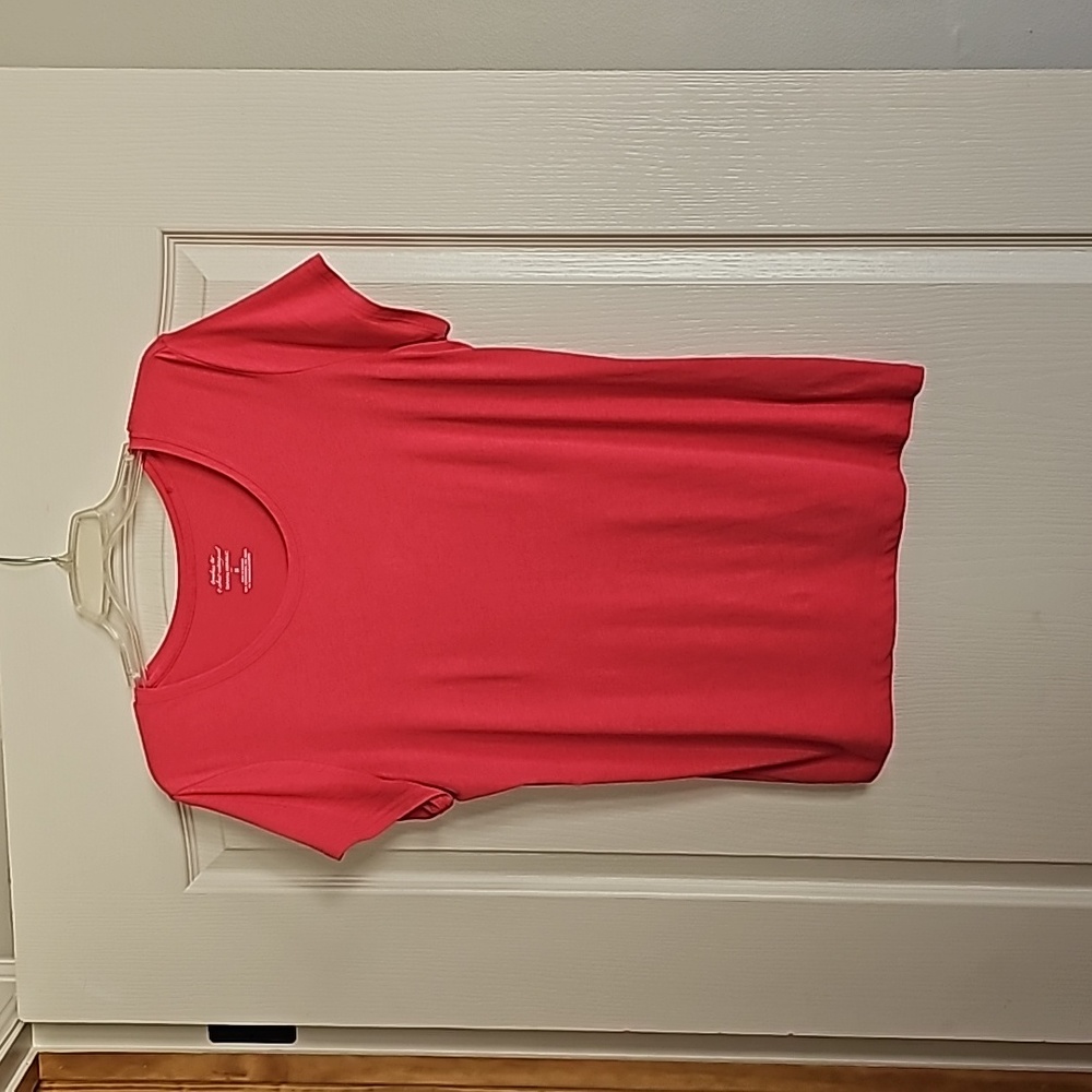 Coral pink Banana Republic Tee
